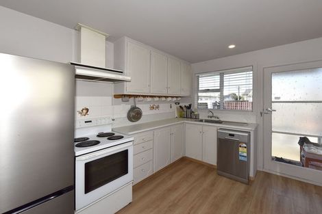 Photo of property in 1/9a Avonhead Road, Avonhead, Christchurch, 8042