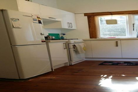 Photo of property in 75 Todman Street, Brooklyn, Wellington, 6021