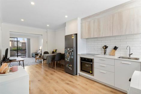 Photo of property in 13 Sun Orchid Avenue, Wiri, Auckland, 2104