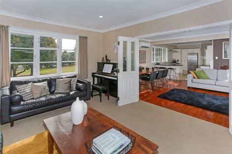 Photo of property in 171 Kitchener Road, Waiuku, 2123