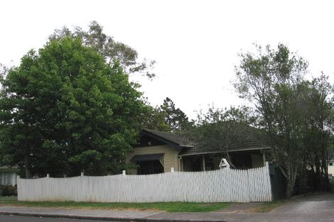 Photo of property in 1/36 Eskdale Road, Birkdale, Auckland, 0626