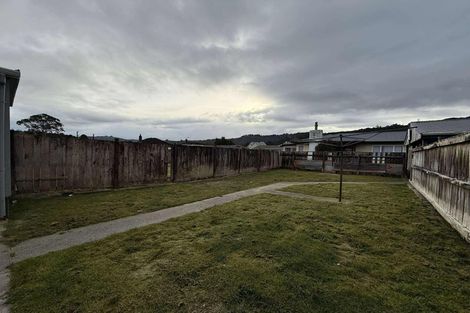 Photo of property in 9 Wainhouse Street, Stokes Valley, Lower Hutt, 5019