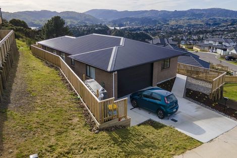 Photo of property in 13 Topsail Way, Whitby, Porirua, 5024