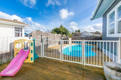 Photo of property in 16 Lethborg Street, Dinsdale, Hamilton, 3204