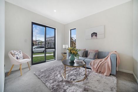 Photo of property in 44 Kairakau Street, Papakura, 2110