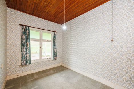 Photo of property in 56 Ongo Road, Hunterville, 4730