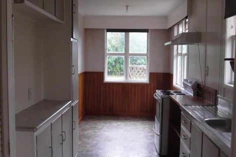 Photo of property in 9 Hardie Grove, Featherston, 5710