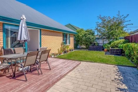 Photo of property in 176 Langdons Road, Northcote, Christchurch, 8052