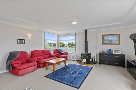 Photo of property in 2 Glen Street, Levin, 5510