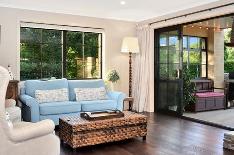 Photo of property in 9 Orakei Place, Welcome Bay, Tauranga, 3112