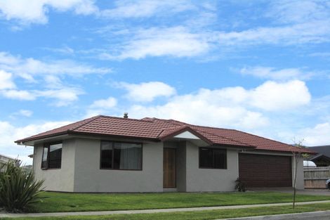 Photo of property in 32 Monaco View, Stoke, Nelson, 7011