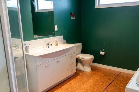 Photo of property in 6 Hohiria Street, Waikanae Beach, Waikanae, 5036