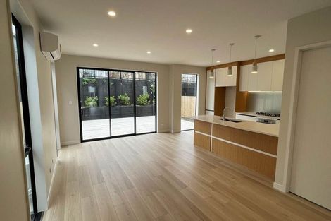 Photo of property in 50 Hellyers Street, Birkdale, Auckland, 0626
