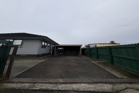 Photo of property in 19 Blake Road, Mangere East, Auckland, 2024
