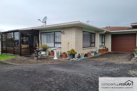 Photo of property in 2/2 Broadway, Waitara, 4320