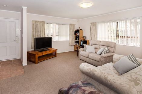 Photo of property in 1/64 Marne Road, Papakura, 2110
