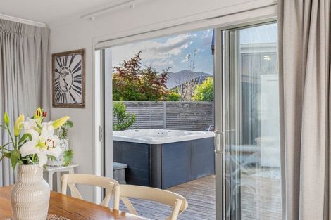 Photo of property in 3 Shipton Court, Lower Shotover, Queenstown, 9304