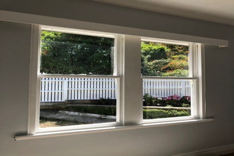 Photo of property in 86 Todman Street, Brooklyn, Wellington, 6021