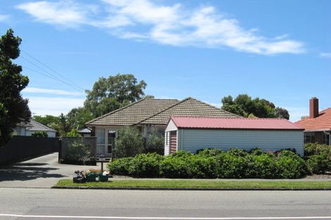 Photo of property in 190 Avonhead Road, Avonhead, Christchurch, 8042
