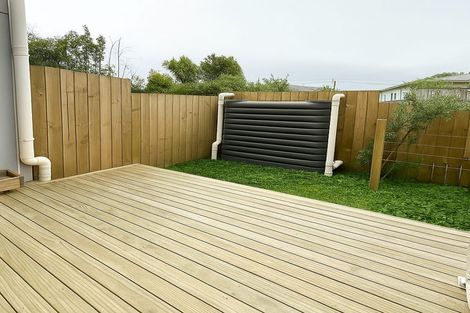 Photo of property in 2/7 Chevis Place, Pakuranga, Auckland, 2010