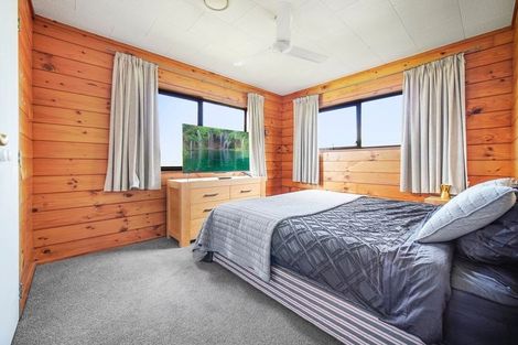 Photo of property in 7 Kaipara Portage Road, Riverhead, 0820