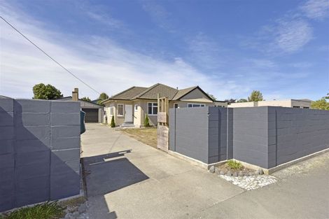 Photo of property in 84 Racecourse Road, Sockburn, Christchurch, 8042