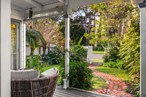 Photo of property in 436 Aberdeen Road, Gisborne, 4010