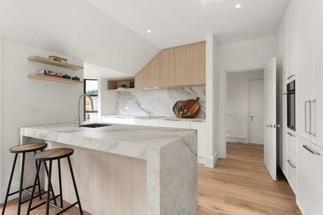 Photo of property in 17 Allister Avenue, Merivale, Christchurch, 8014