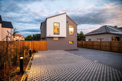 Photo of property in 65 Thackeray Place, Waltham, Christchurch, 8023