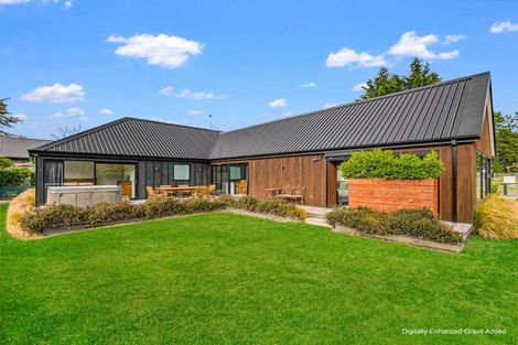 Photo of property in 11 Hart Place, Lake Coleridge, 7572