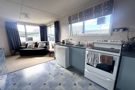 Photo of property in 5 Hillary Street, Waimate, 7924