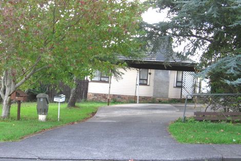 Photo of property in 114a/1 Kervil Avenue, Te Atatu Peninsula, Auckland, 0610