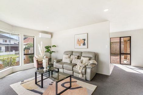Photo of property in 1/62 Alicia Road, Somerville, Auckland, 2014