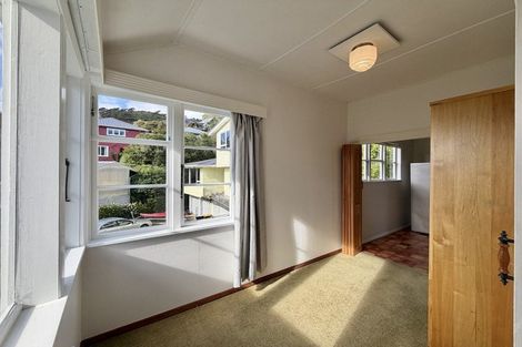 Photo of property in 14 Warwick Street, Wilton, Wellington, 6012