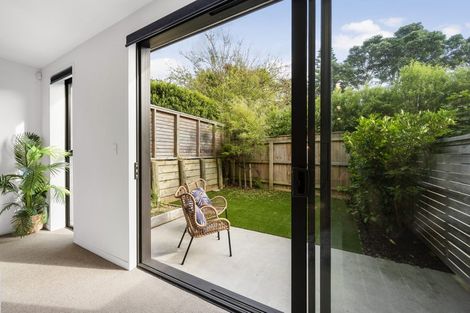 Photo of property in 15/80u Seatoun Heights Road, Seatoun, Wellington, 6022