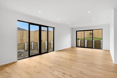 Photo of property in 42 Taikura Avenue, Red Beach, 0932