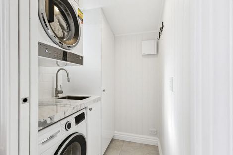 Photo of property in 40 Aparima Avenue, Miramar, Wellington, 6022