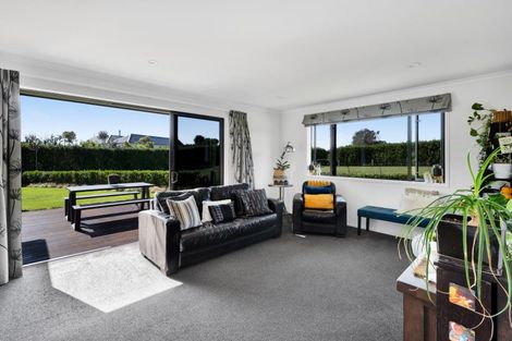 Photo of property in 1108c Egmont Road, Egmont Village, New Plymouth, 4372