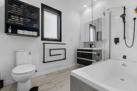 Photo of property in 12 Kelburn Place, Tinwald, Ashburton, 7700
