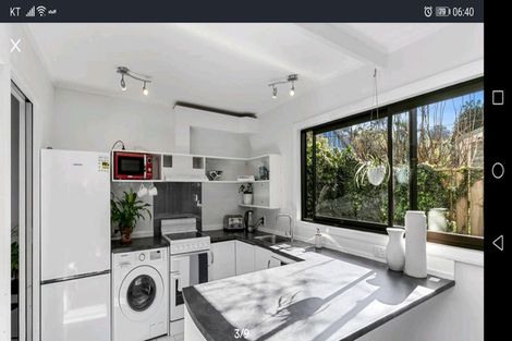 Photo of property in 163u4 Queens Drive, Lyall Bay, Wellington, 6022