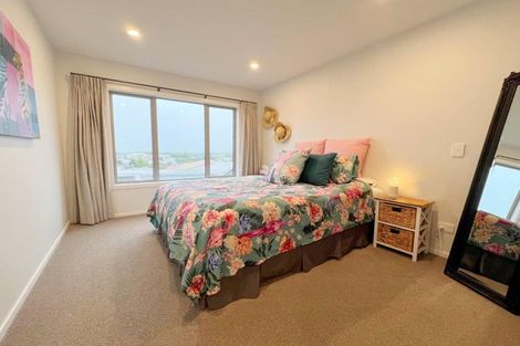 Photo of property in 19u3 Ruakiwi Road, Hamilton Lake, Hamilton, 3204