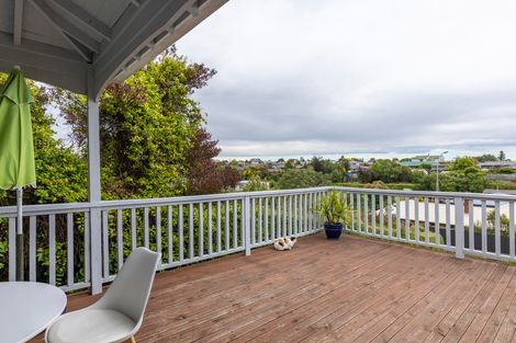 Photo of property in 10 Clifton Terrace, West End, Timaru, 7910