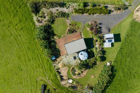Photo of property in 1572 Ruapekapeka Road, Kawakawa, 0182