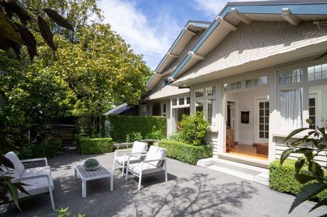 Photo of property in 11 Idris Road, Fendalton, Christchurch, 8052