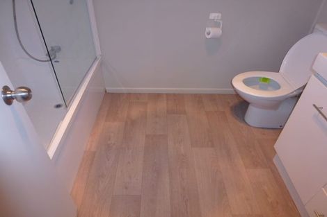 Photo of property in 52 Doment Crescent, Orewa, 0931