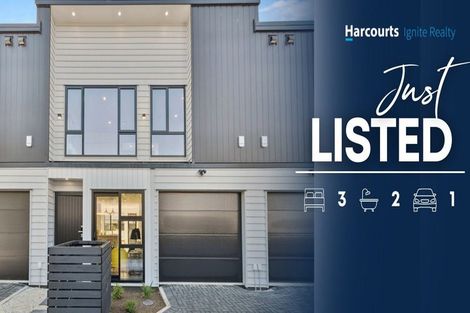Photo of property in 2/12 William Street, Mangere East, Auckland, 2024