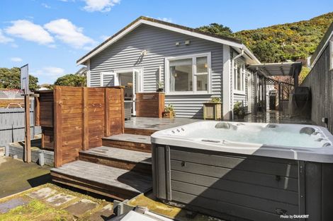 Photo of property in 86 Happy Valley Road, Owhiro Bay, Wellington, 6023