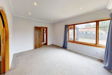 Photo of property in 6-8 Churchill Crescent, Foxton, 4814