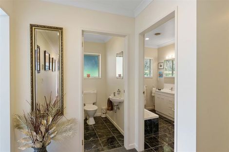 Photo of property in 29b Karu Crescent, Waikanae, 5036