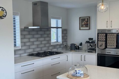 Photo of property in 28 Highgate Drive, Rangiora, 7400